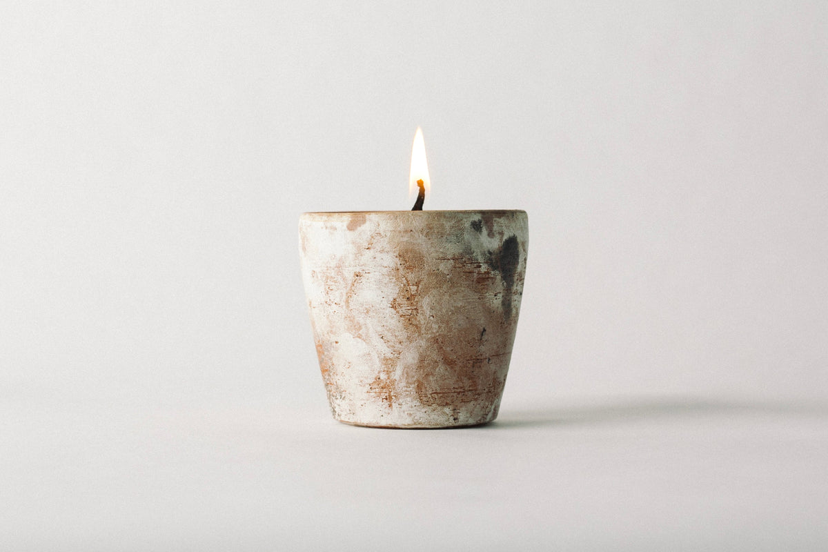 Souchong Debut Earthen Tallow Candle – Smoke-Brushed Terracotta Vessel 4 oz